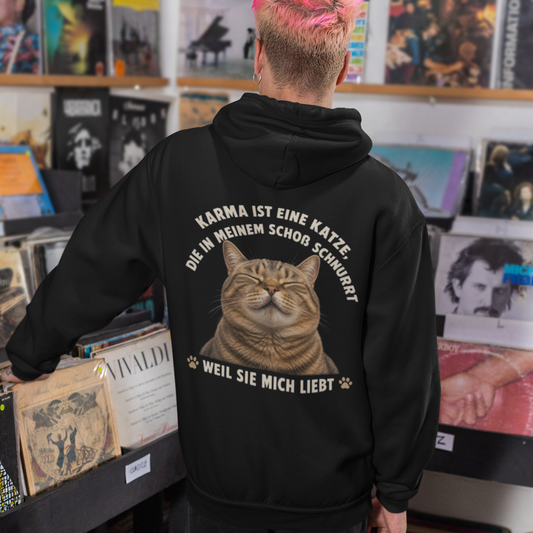 Premium Hoodie „Karma ist eine Katze“ – Dein kuscheliges Statement für positive Energie 🐱✨