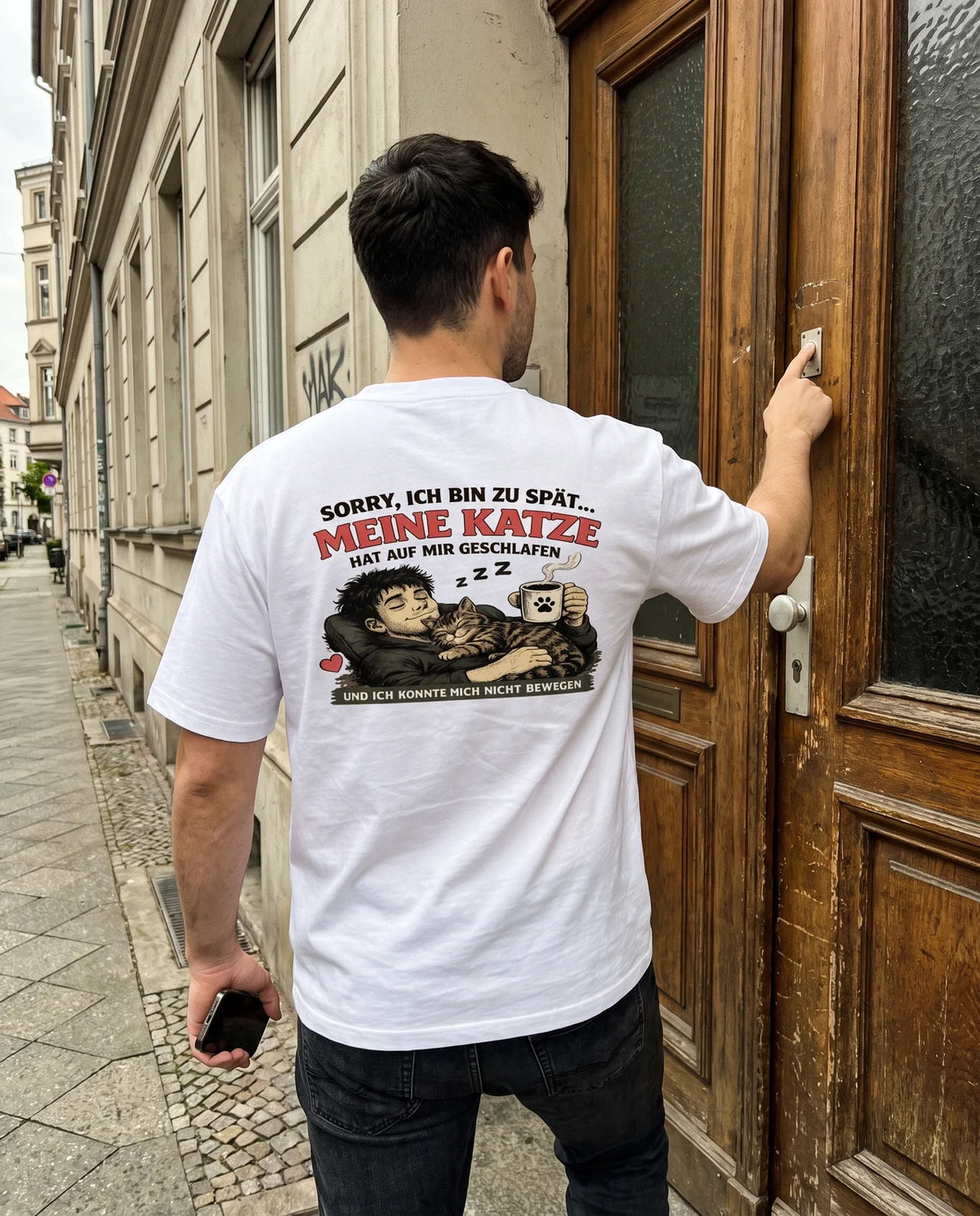 Sorry, ich bin zu spät – Lustiges Katzen T-Shirt von Mr. Fluffel – weitere Ansicht
